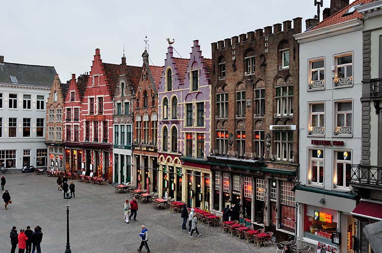 Η κεντρική πλατεία-αγορά της Μπρυζ