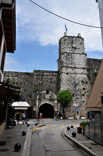 Η είσοδος στο κάστρο των Ιωαννίνων.