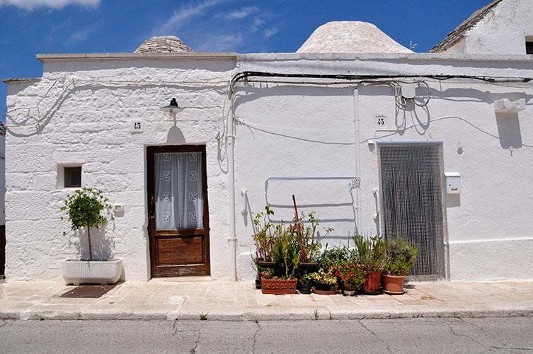 Κάλλιστα θα μπορούσε να αποτελεί ελληνικό σκηνικό.