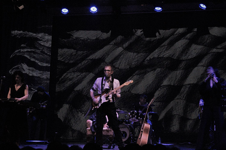 Προς τη δόξα τραβά