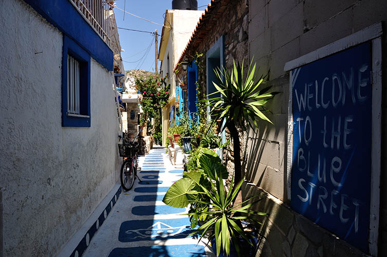 Πυθαγόρειο - Blue street